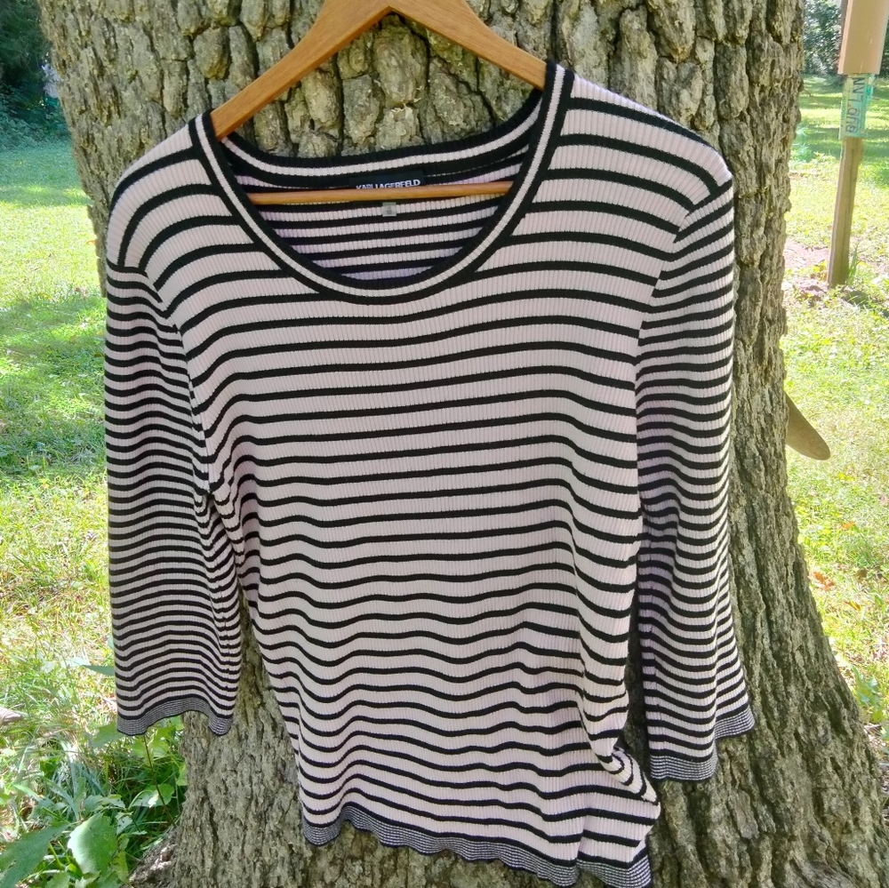 ⬇️ Price Drop!⬇️ Karl Lagerfeld Knit Blouse in size XL